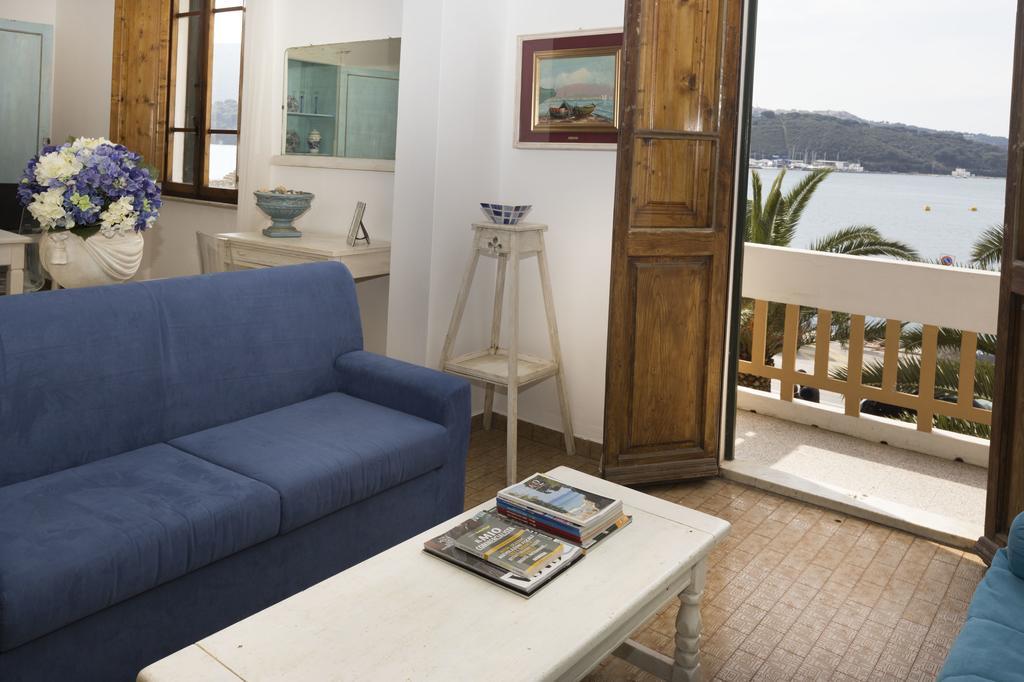 Hotel Belmare Porto Azzurro Pokoj fotografie