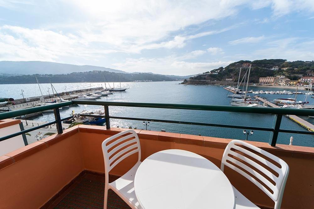 Hotel Belmare Porto Azzurro Exteriér fotografie