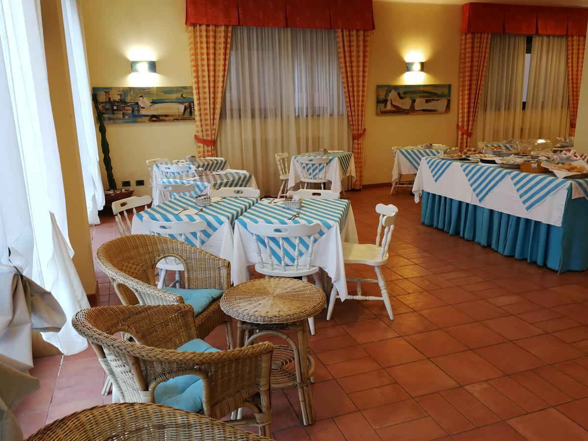 Hotel Belmare Porto Azzurro Exteriér fotografie
