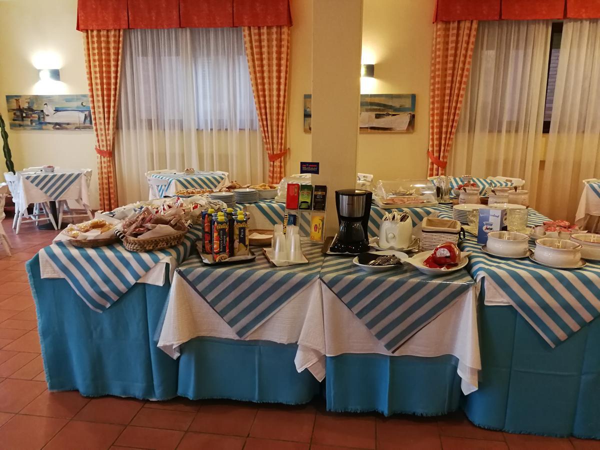 Hotel Belmare Porto Azzurro Exteriér fotografie